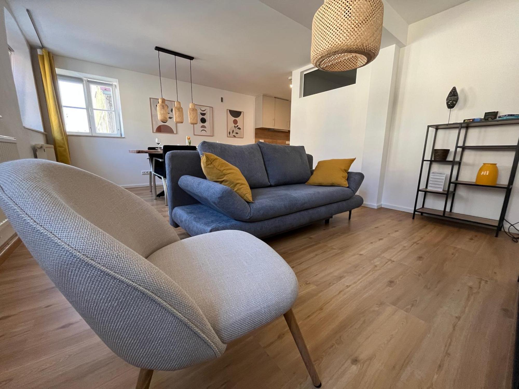 Traumhafte Business & Relax Wohnung Direkt Im Stadtkern Oettingens By Elation Homes Oettingen in Bayern Exterior foto